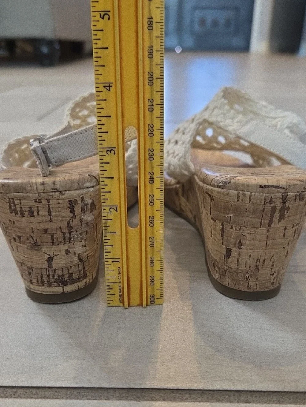 Girl's White Soft Woven Cork Wedge Sandals with Slingback Strap Size 5 2in EUC